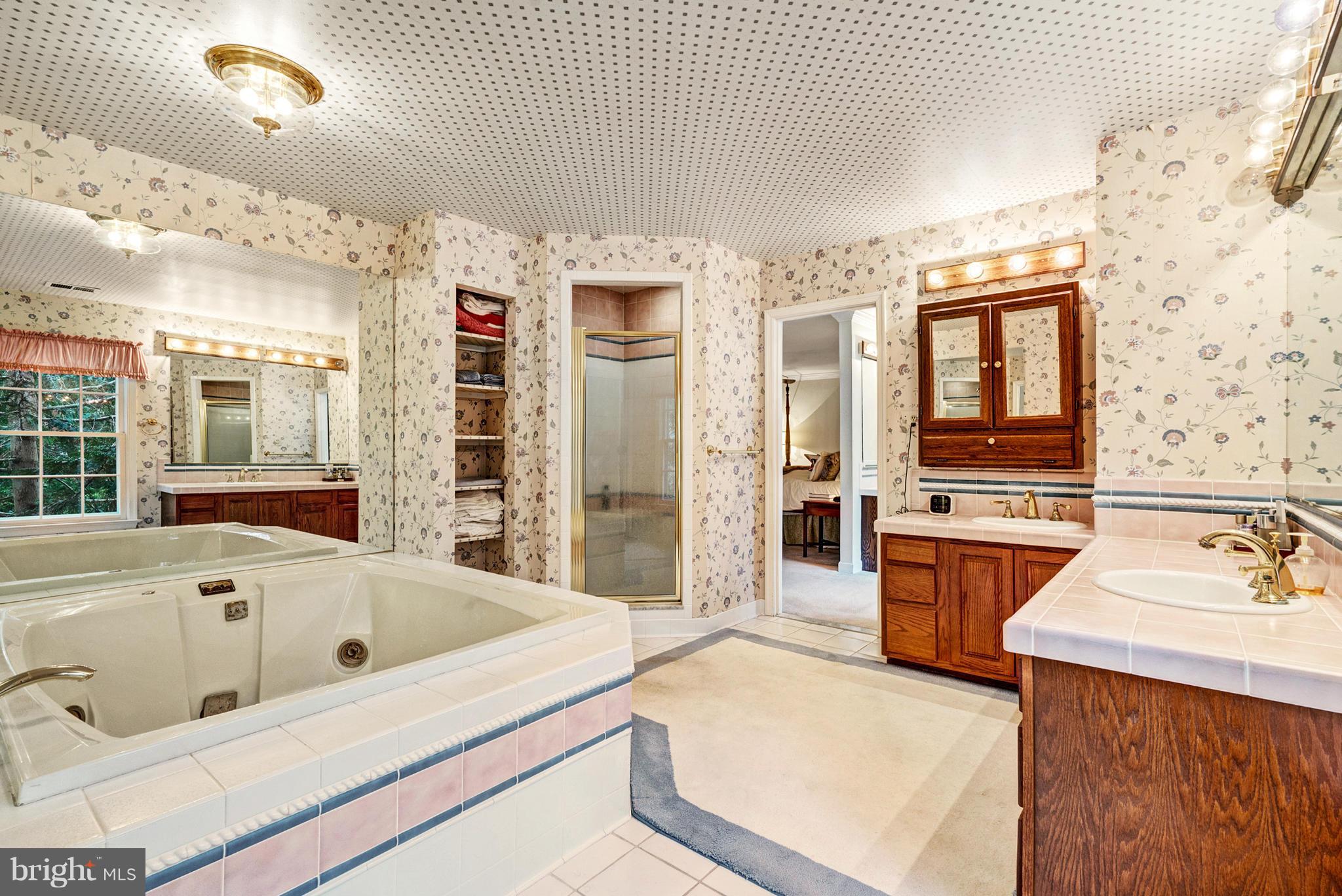 BRIARLYNN ESTATES - Residential