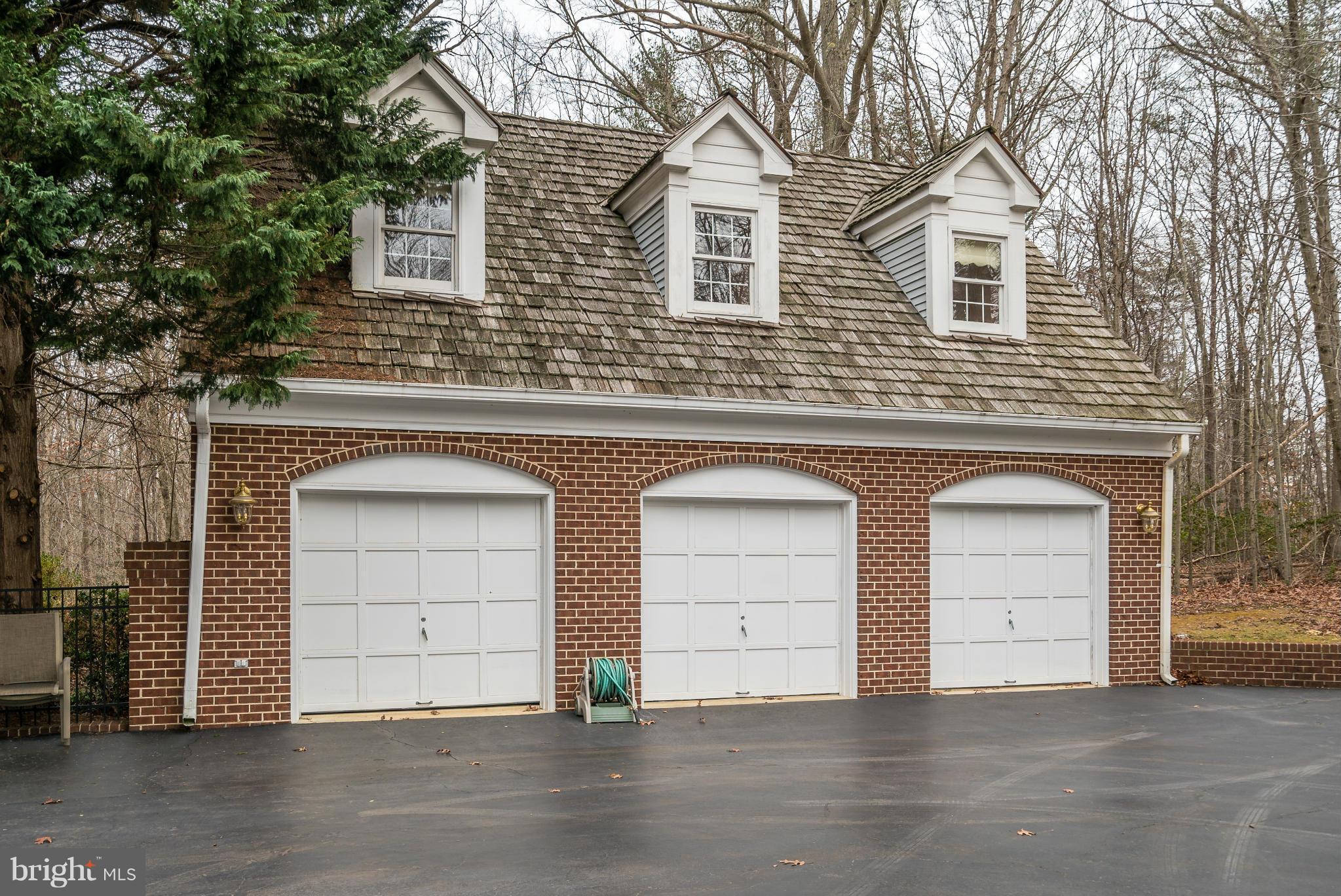 BRIARLYNN ESTATES - Residential