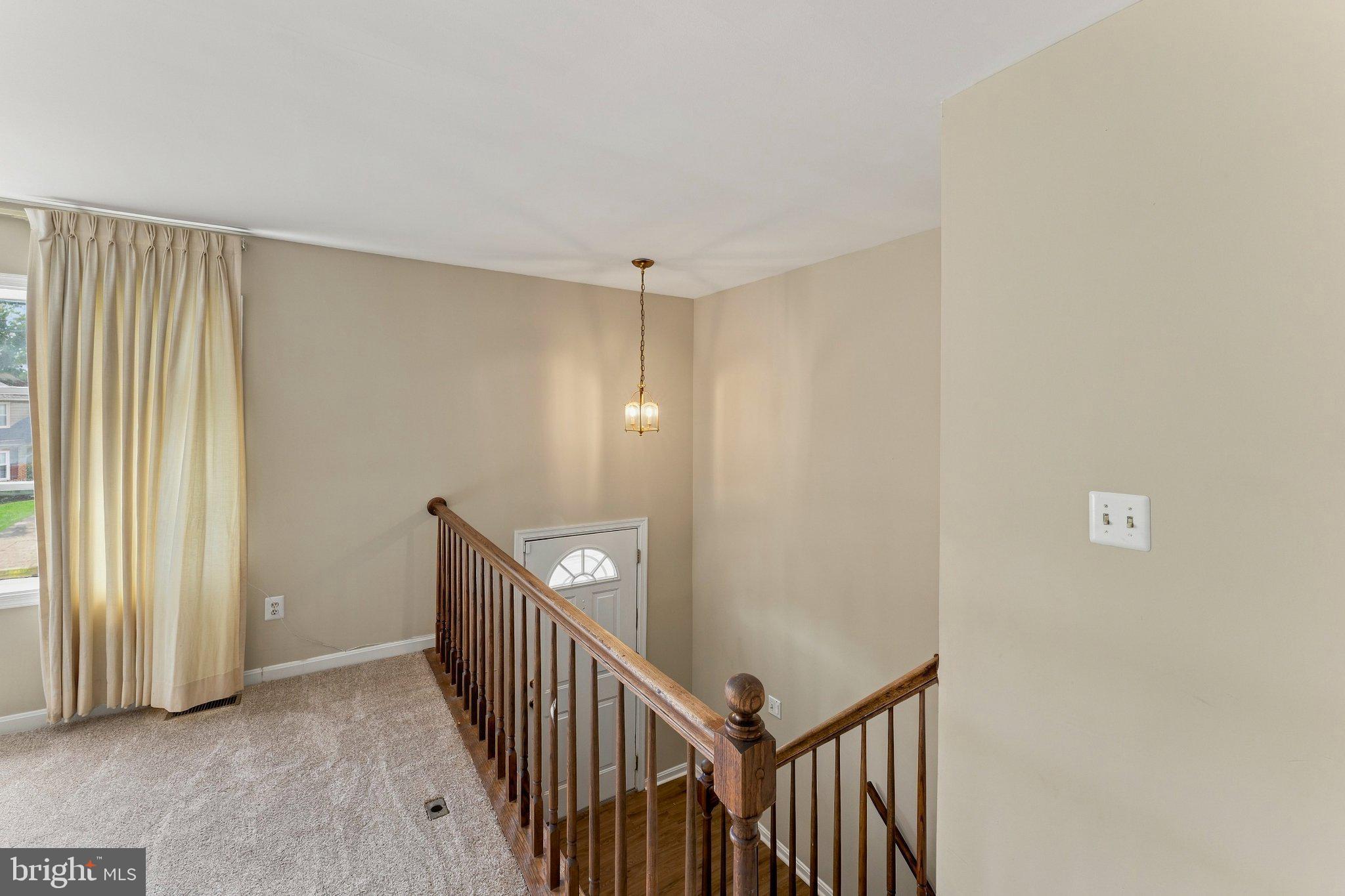 10501 CEDARWOOD LANE