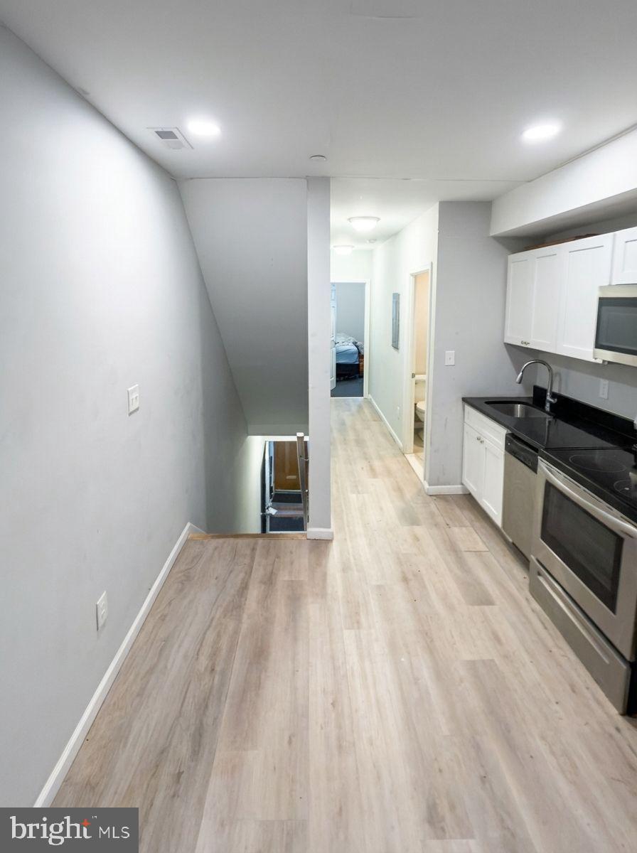 1724 N BOUVIER STREET B