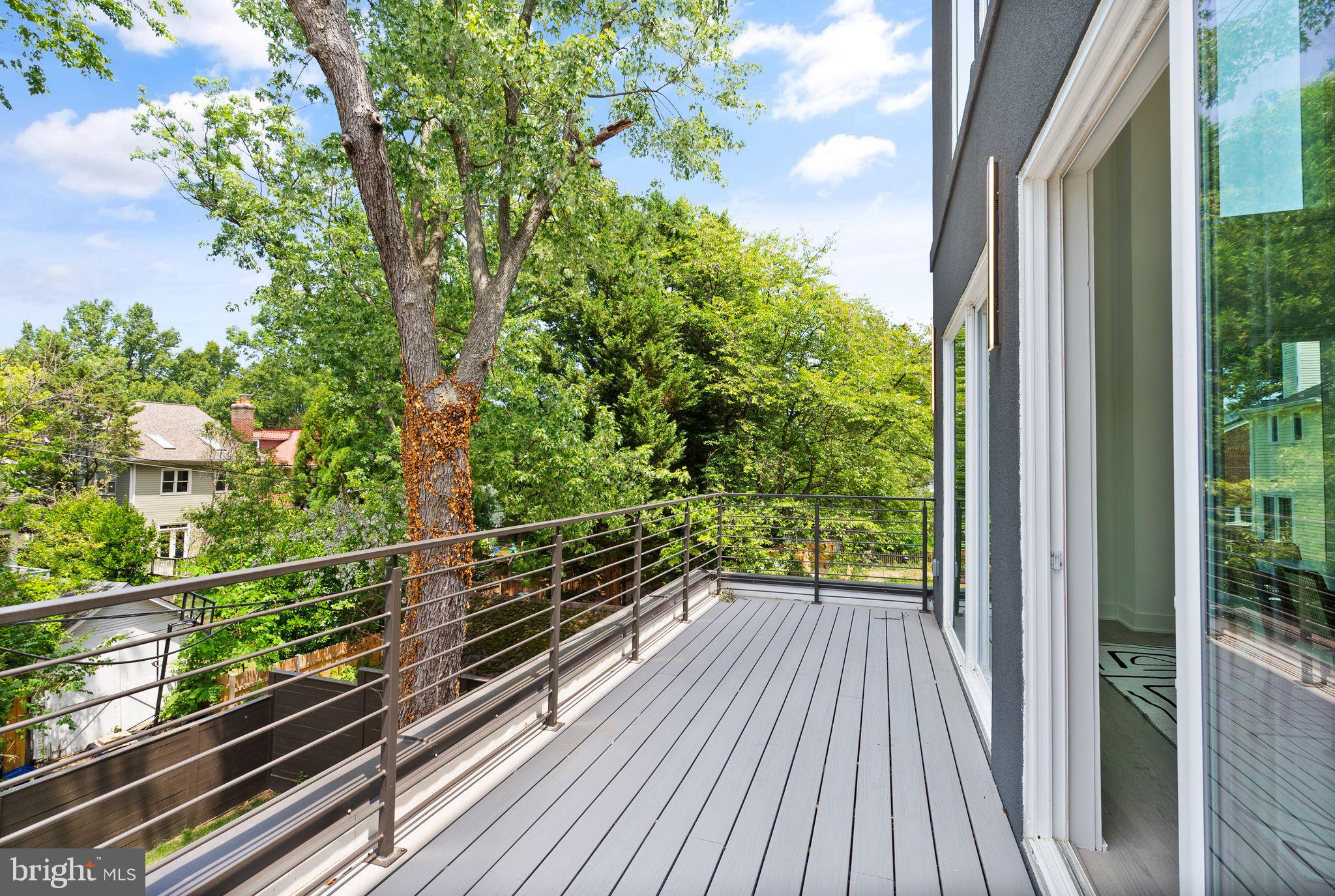 CHEVY CHASE - Residential