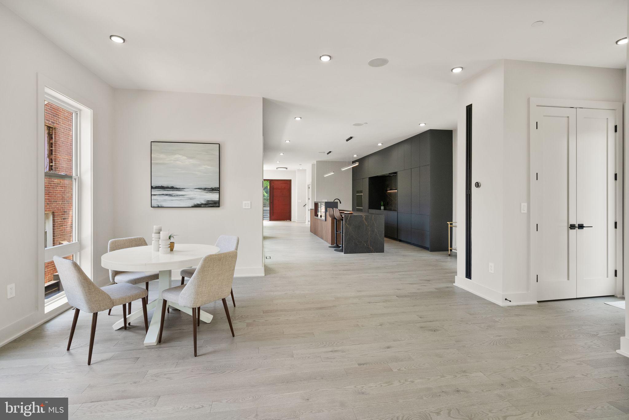 CHEVY CHASE - Residential