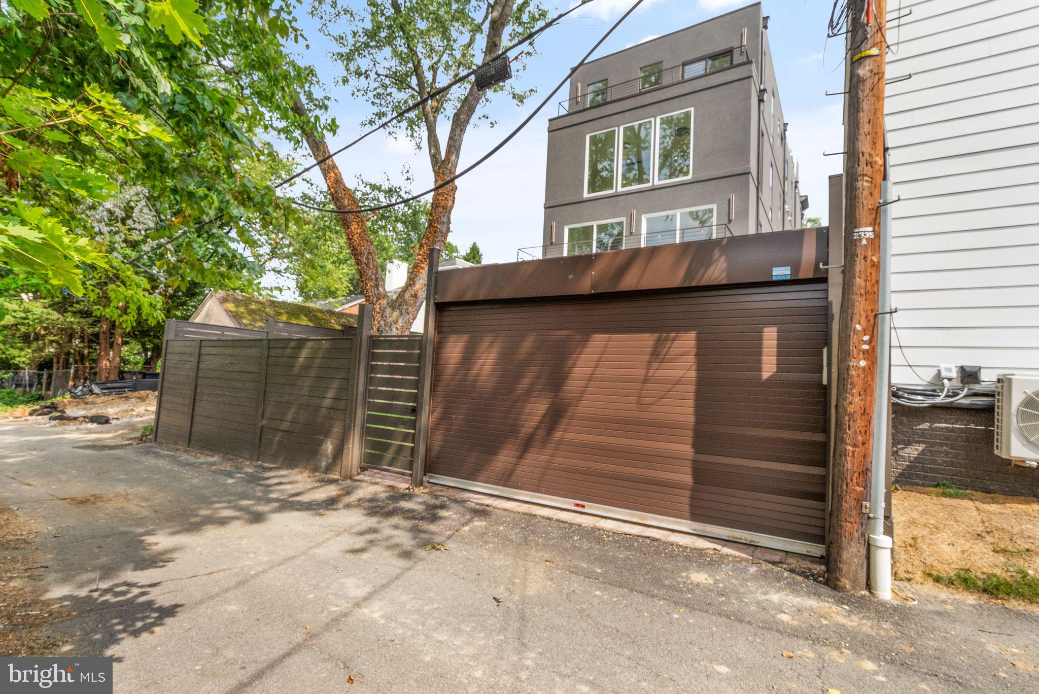 CHEVY CHASE - Residential