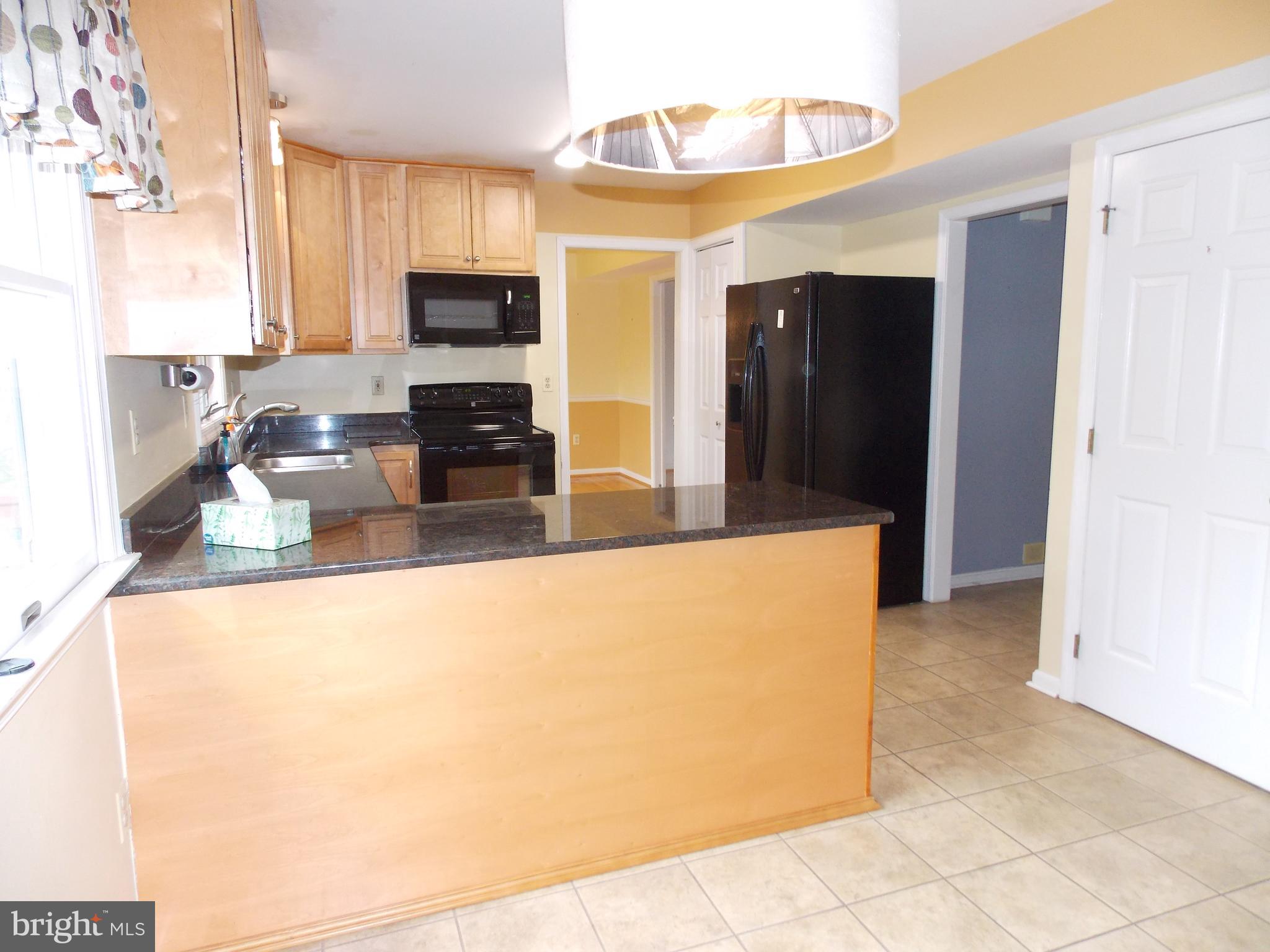 CARROLLYN MANOR - Residential