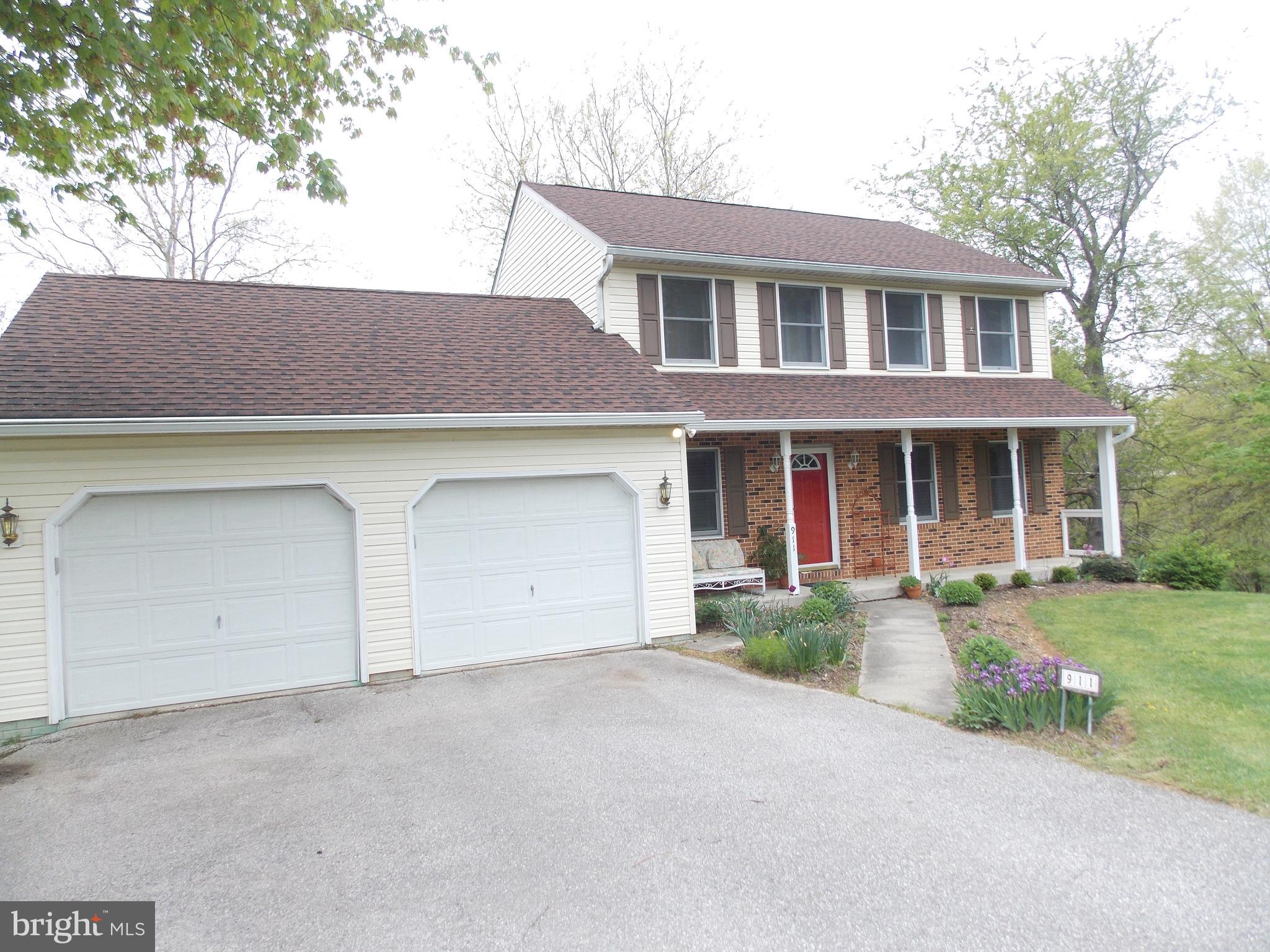 CARROLLYN MANOR - Residential