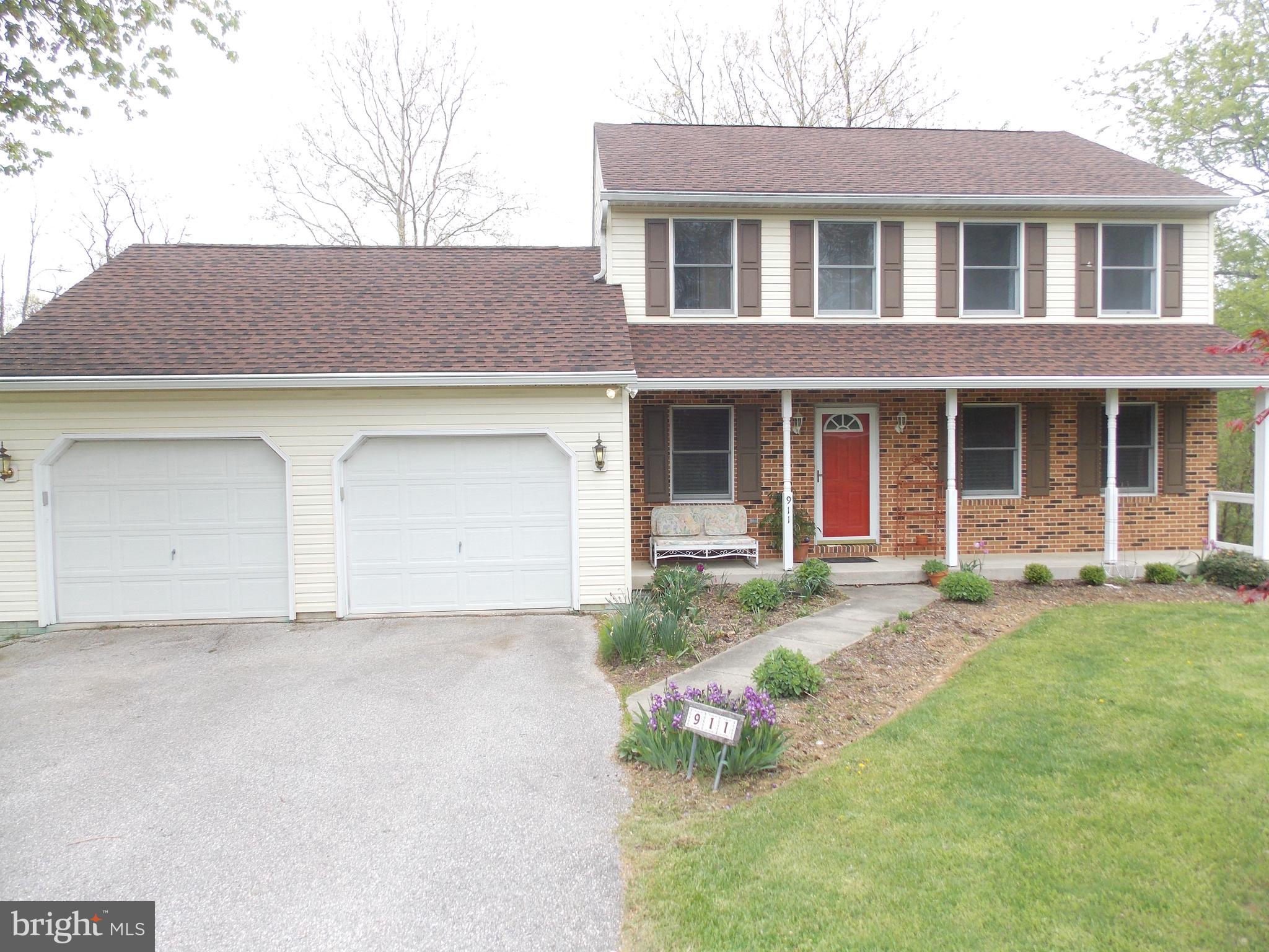 CARROLLYN MANOR - Residential