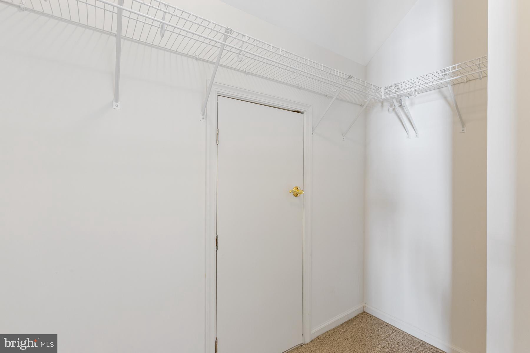 GLENKIRK ESTATES - Residential Lease