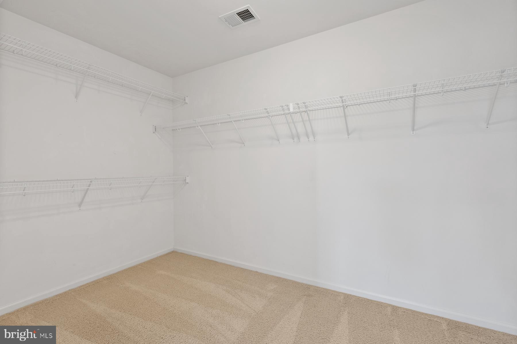 GLENKIRK ESTATES - Residential Lease