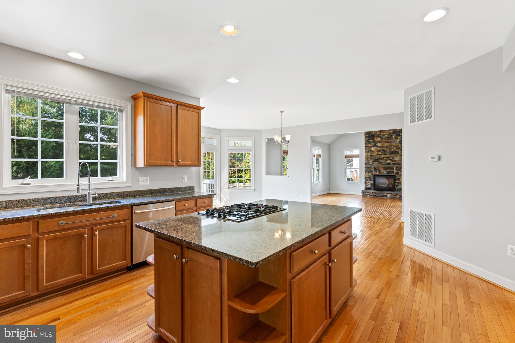 GLENKIRK ESTATES - Residential Lease