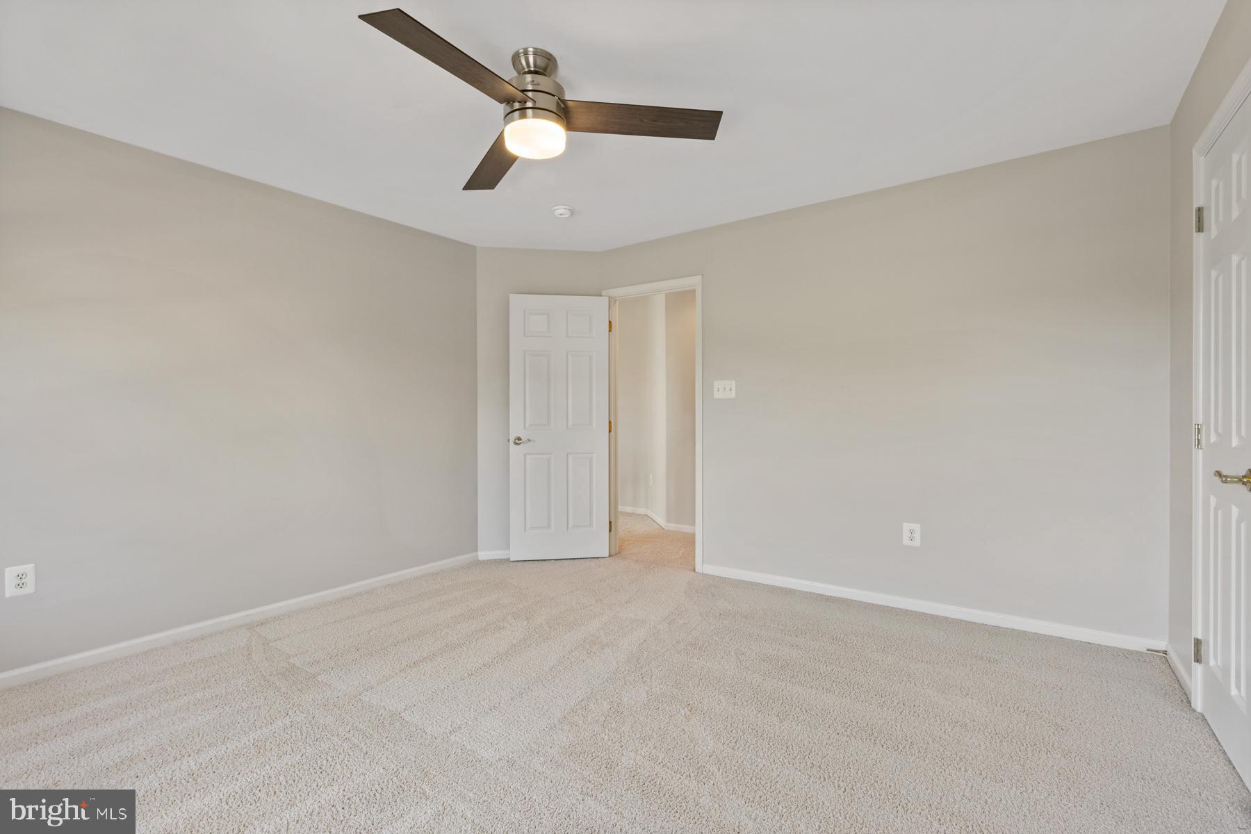 GLENKIRK ESTATES - Residential Lease