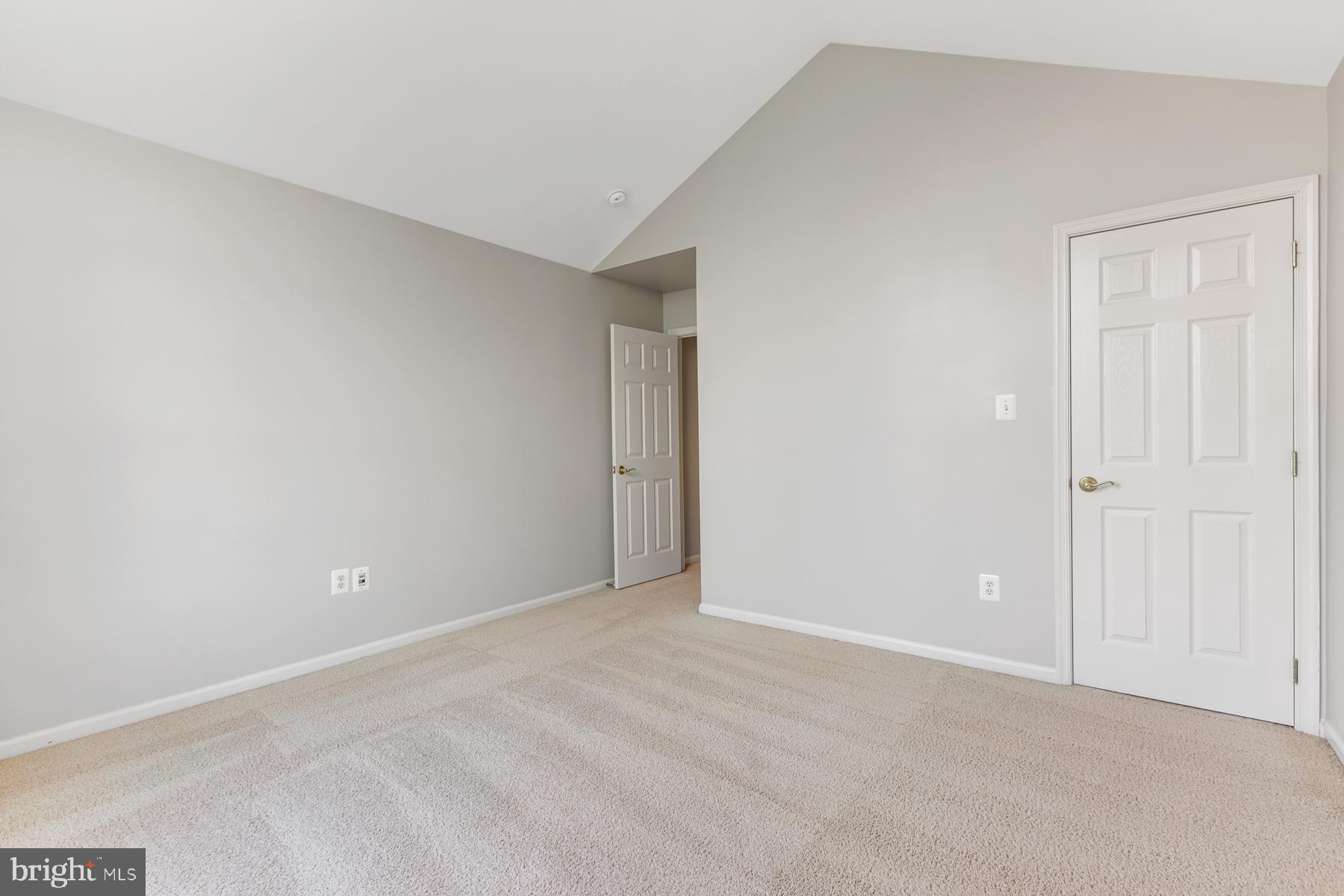 GLENKIRK ESTATES - Residential Lease