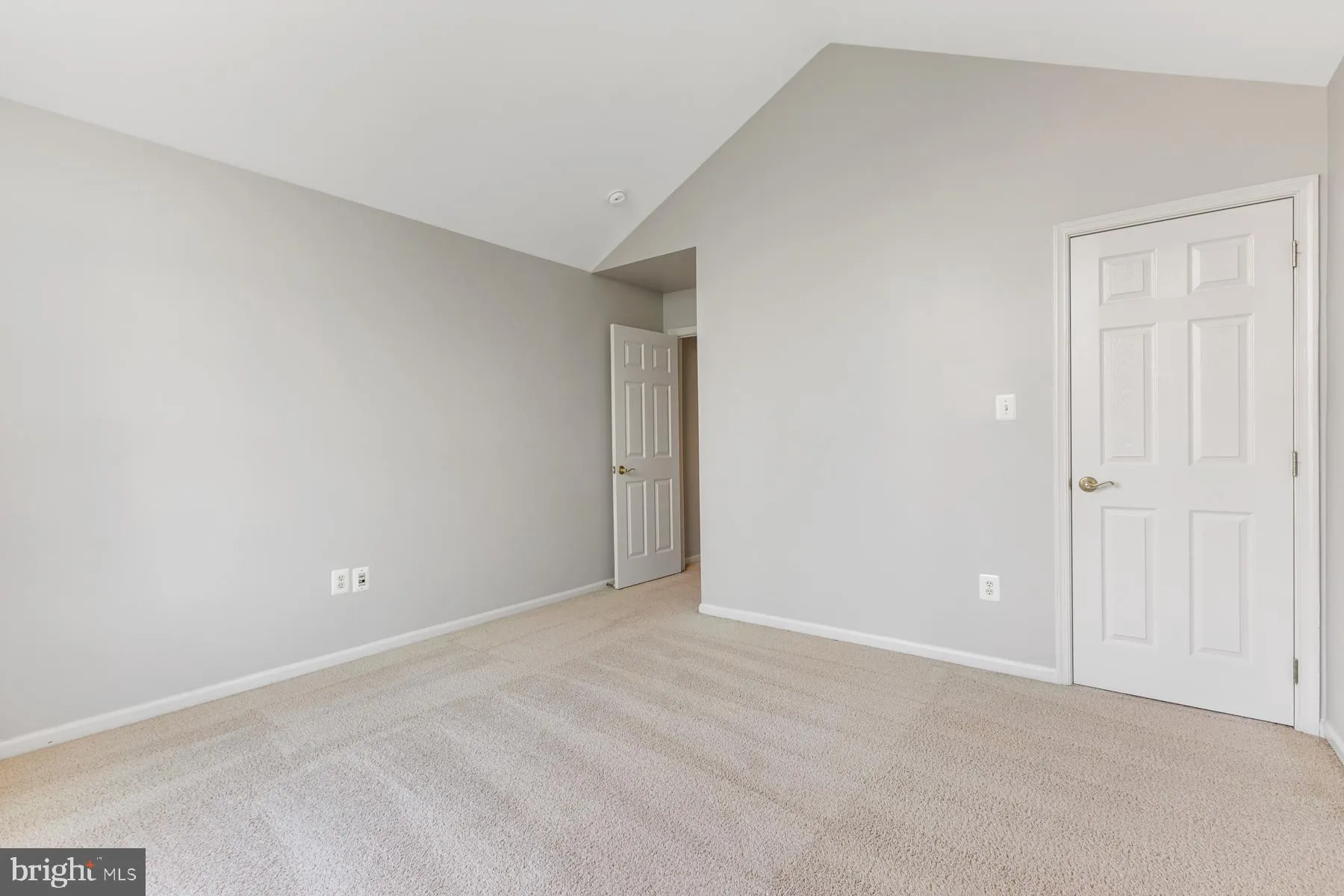 Gainesville, Virginia 20155, United States, 4 Bedrooms Bedrooms, ,3 BathroomsBathrooms,Residential,Coming Soon,256475