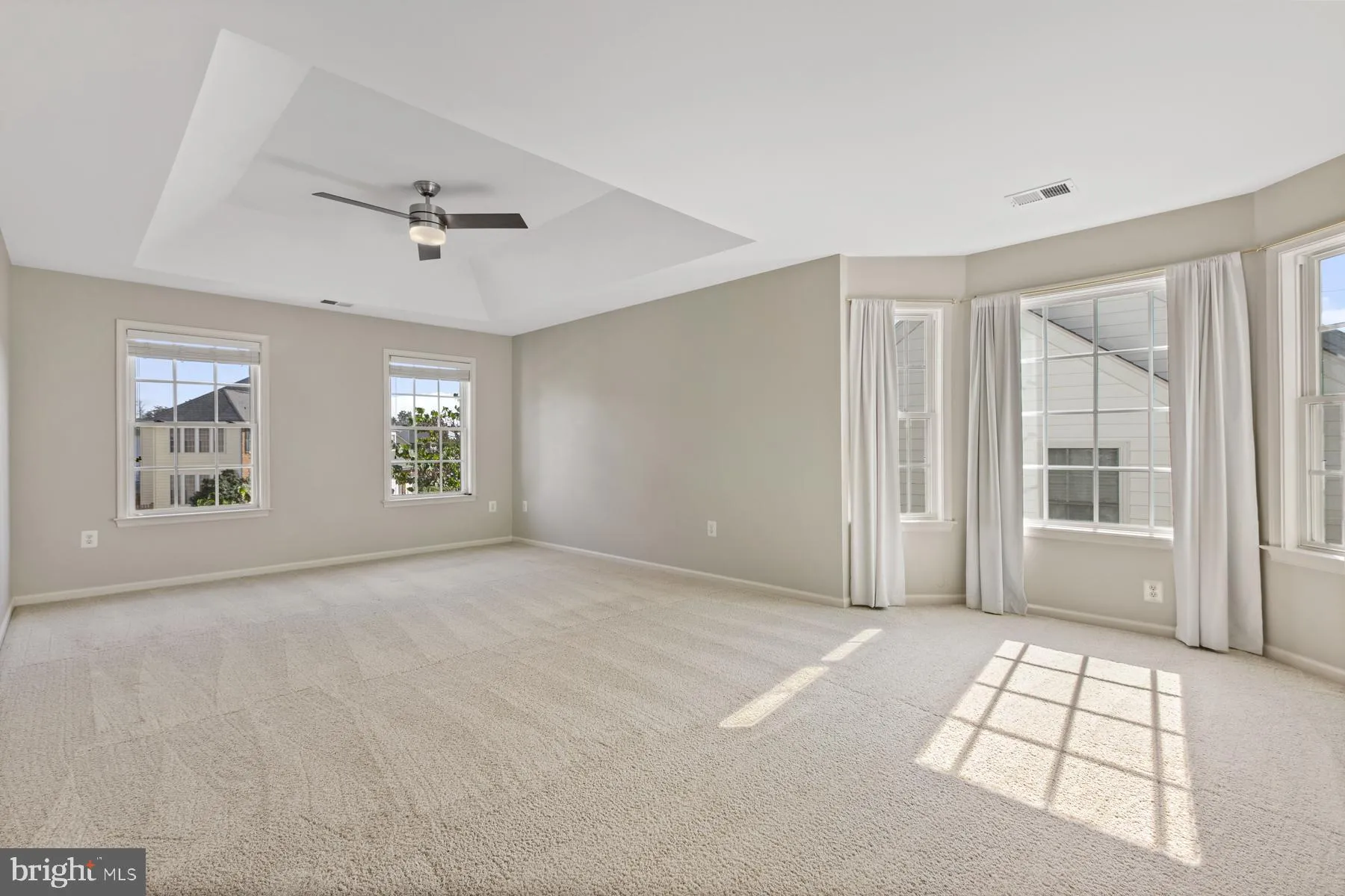 Gainesville, Virginia 20155, United States, 4 Bedrooms Bedrooms, ,3 BathroomsBathrooms,Residential,Coming Soon,256475