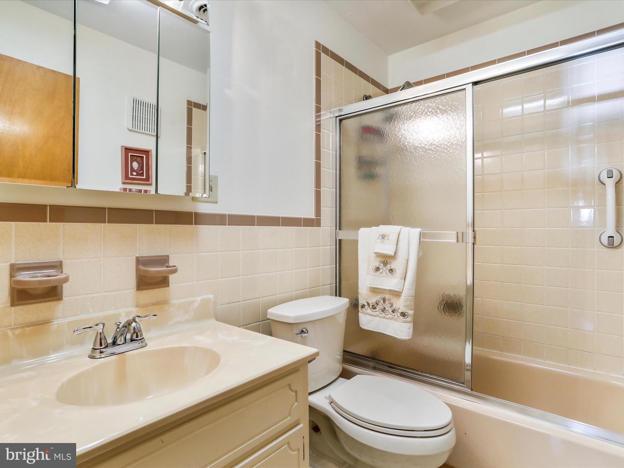 BEL AIR - Residential