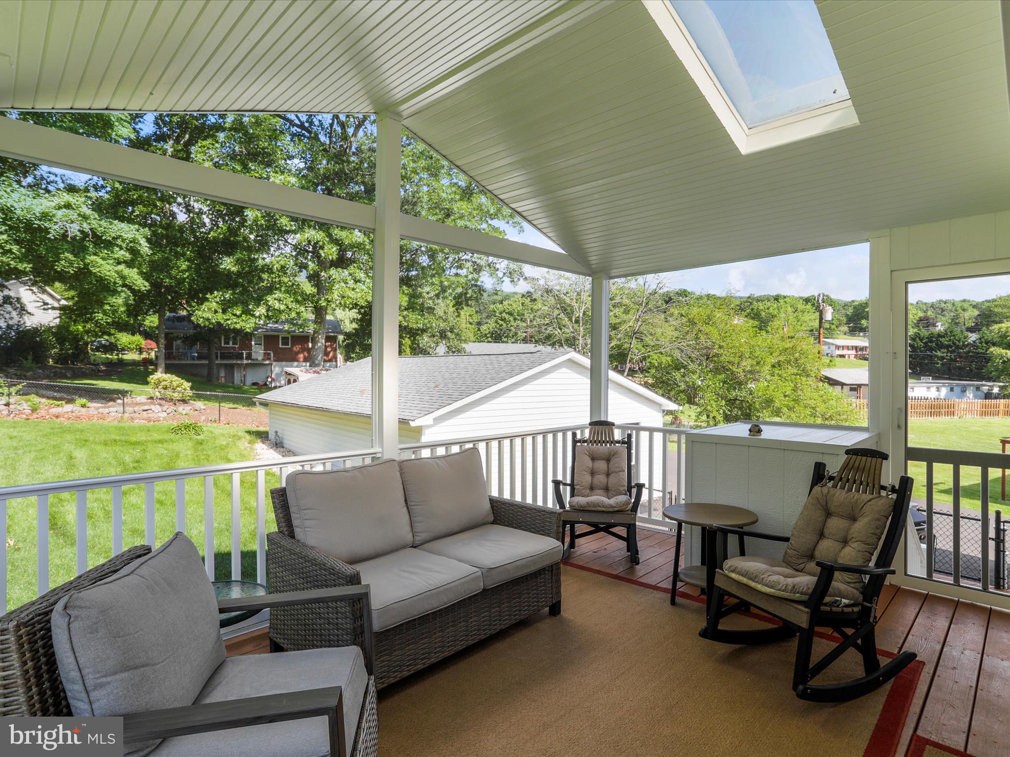 BEL AIR - Residential