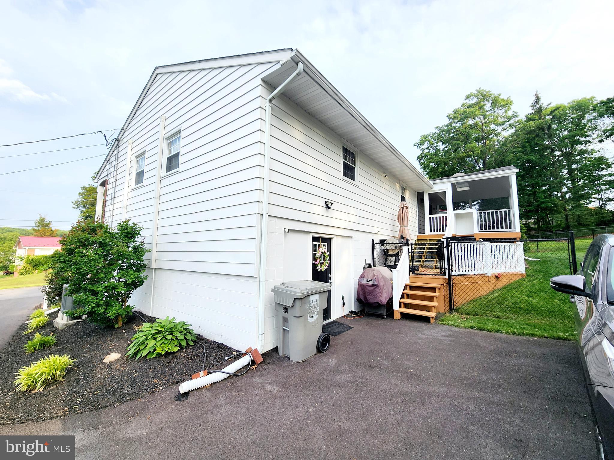 BEL AIR - Residential