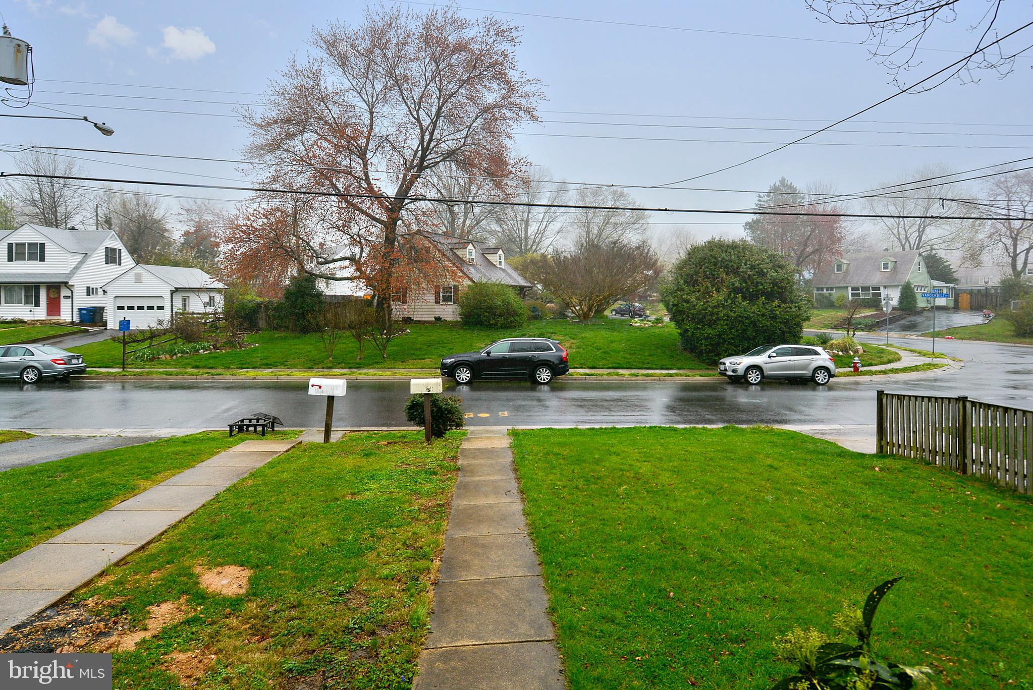 BUCKNELL MANOR - Residential Lease