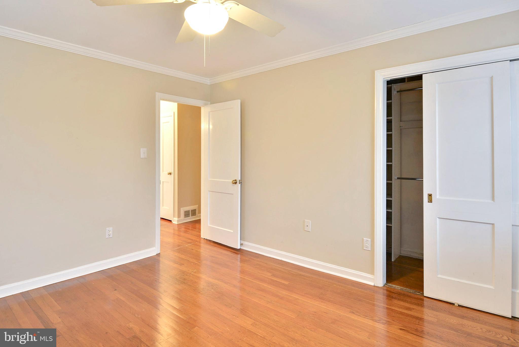 BUCKNELL MANOR - Residential Lease