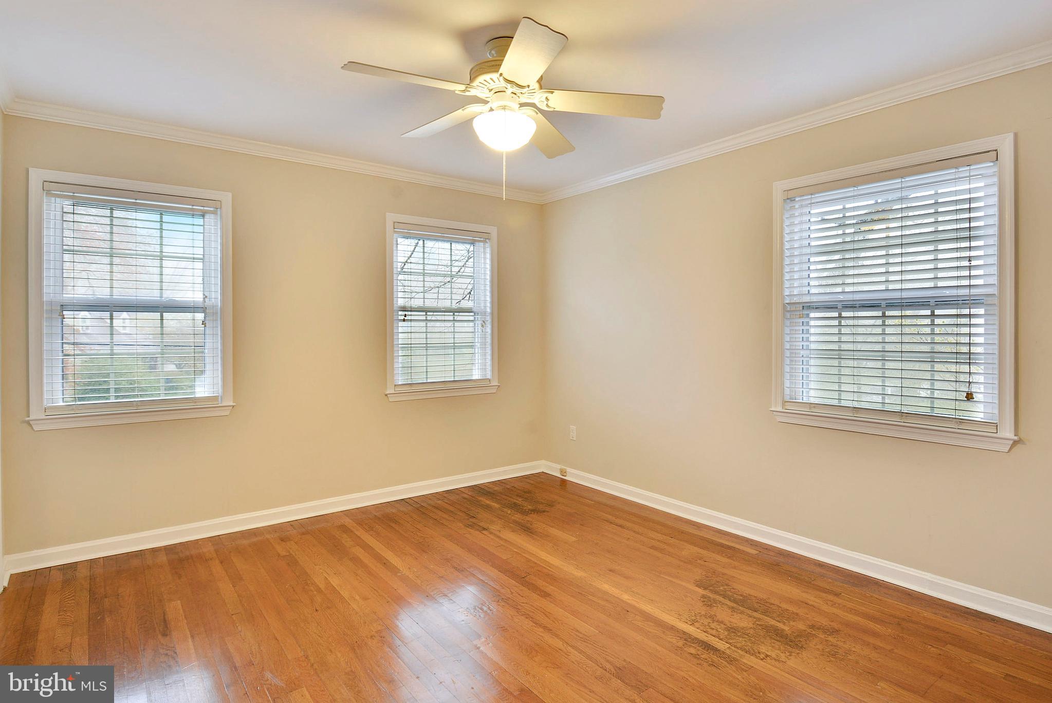 BUCKNELL MANOR - Residential Lease