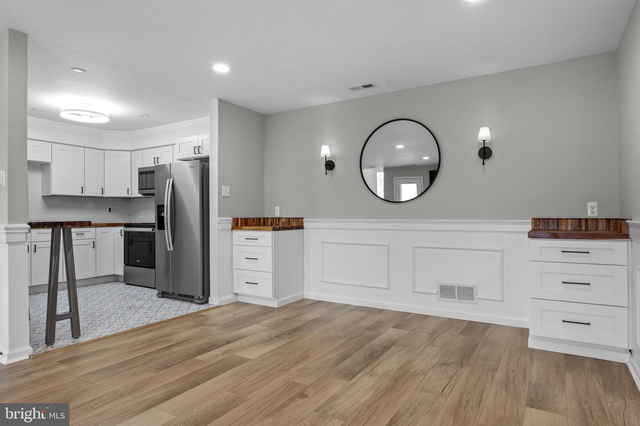 CRESTWOOD CONDO - Residential Lease