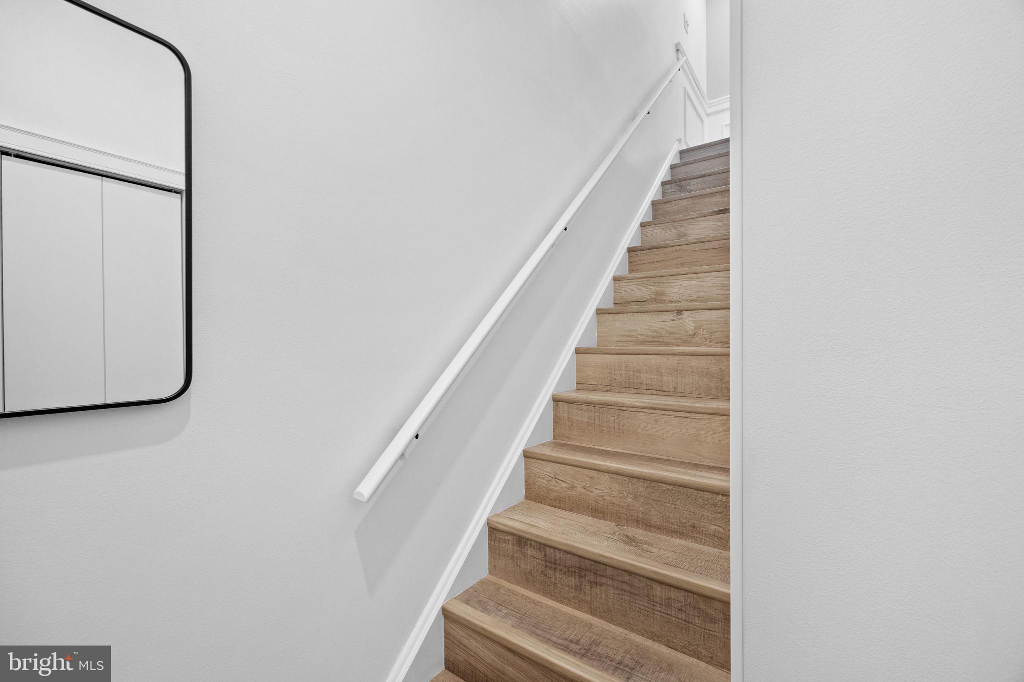 CRESTWOOD CONDO - Residential Lease