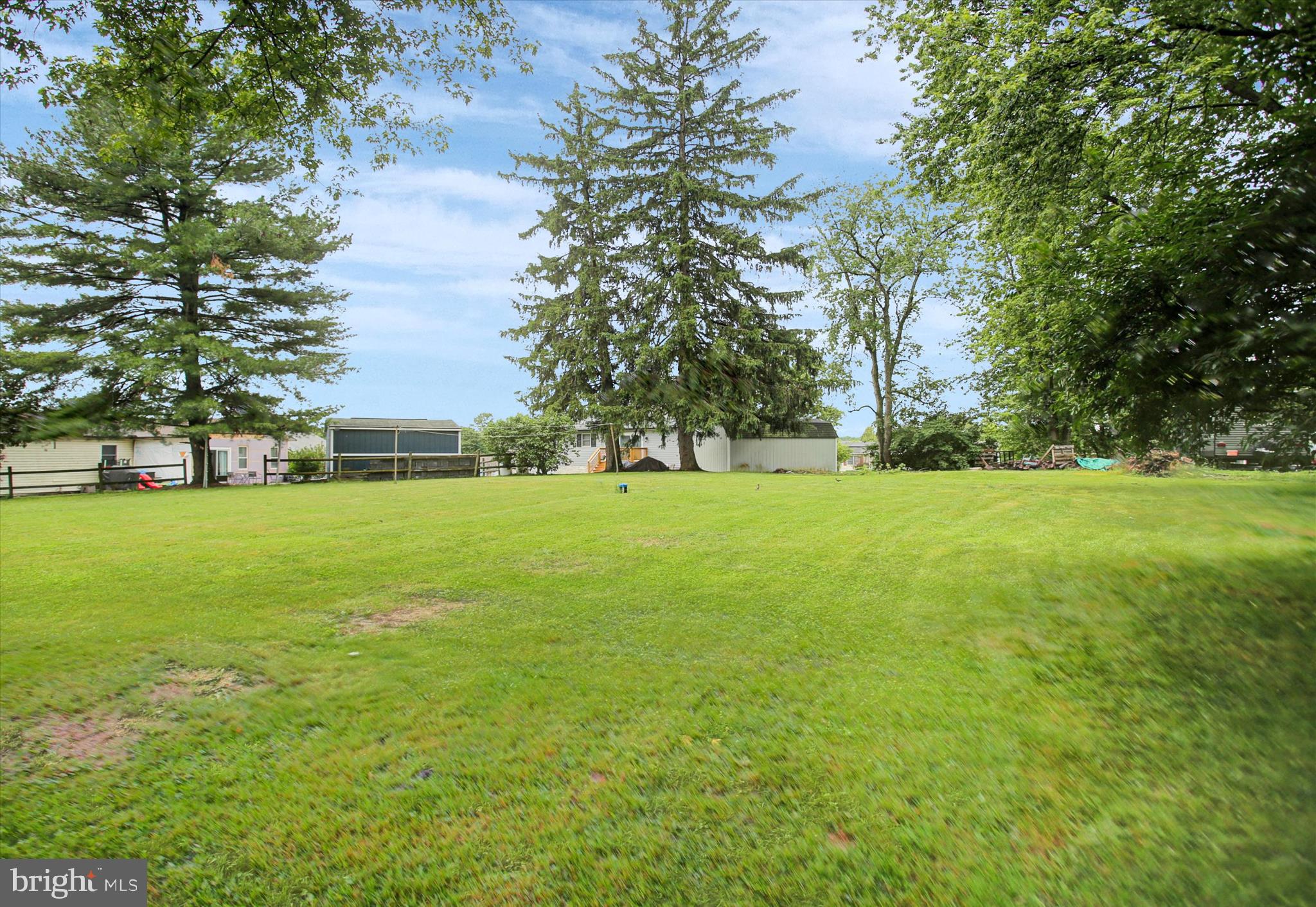 BROOKSIDE - Residential