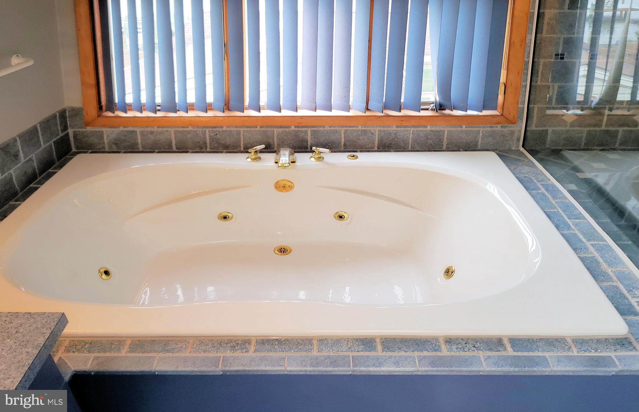 MURRAY POINT - Residential