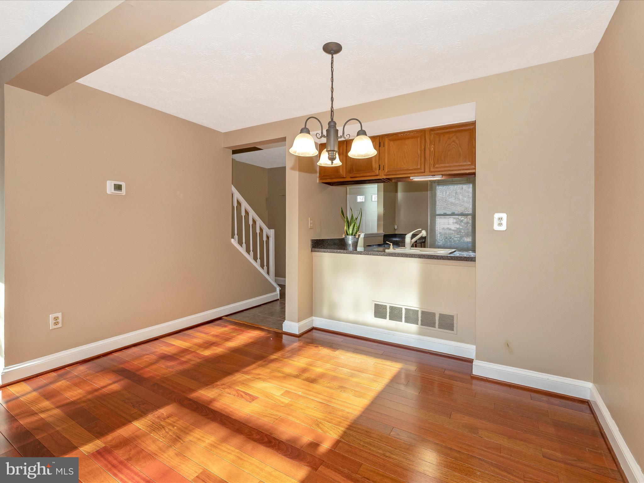 GUNNERS LAKE VILLAGE - Residential