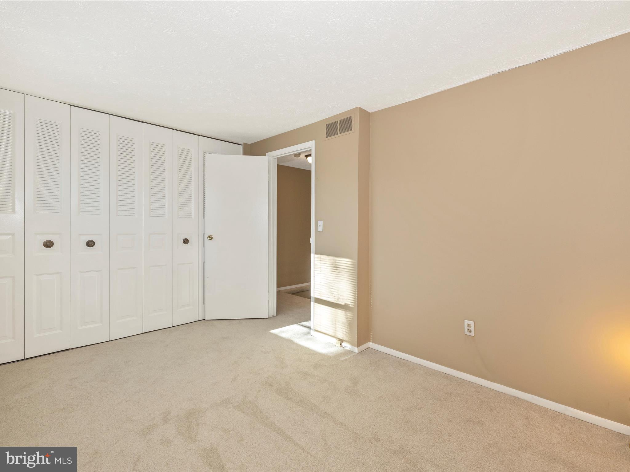 GUNNERS LAKE VILLAGE - Residential