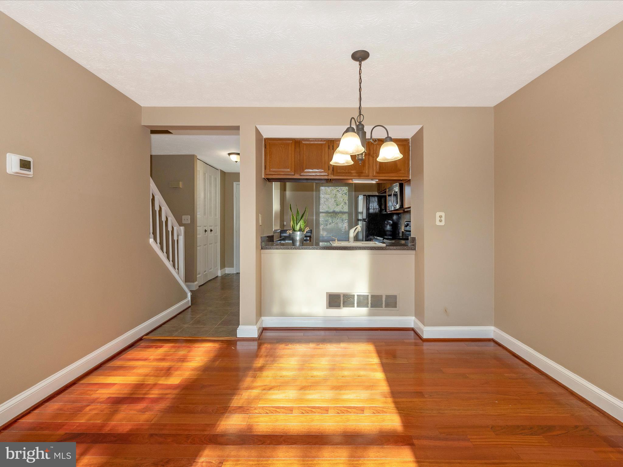 GUNNERS LAKE VILLAGE - Residential