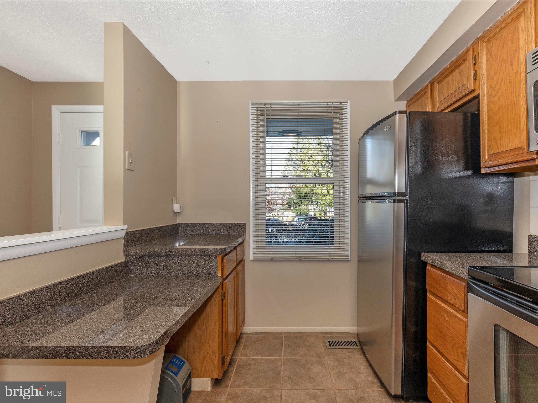 GUNNERS LAKE VILLAGE - Residential