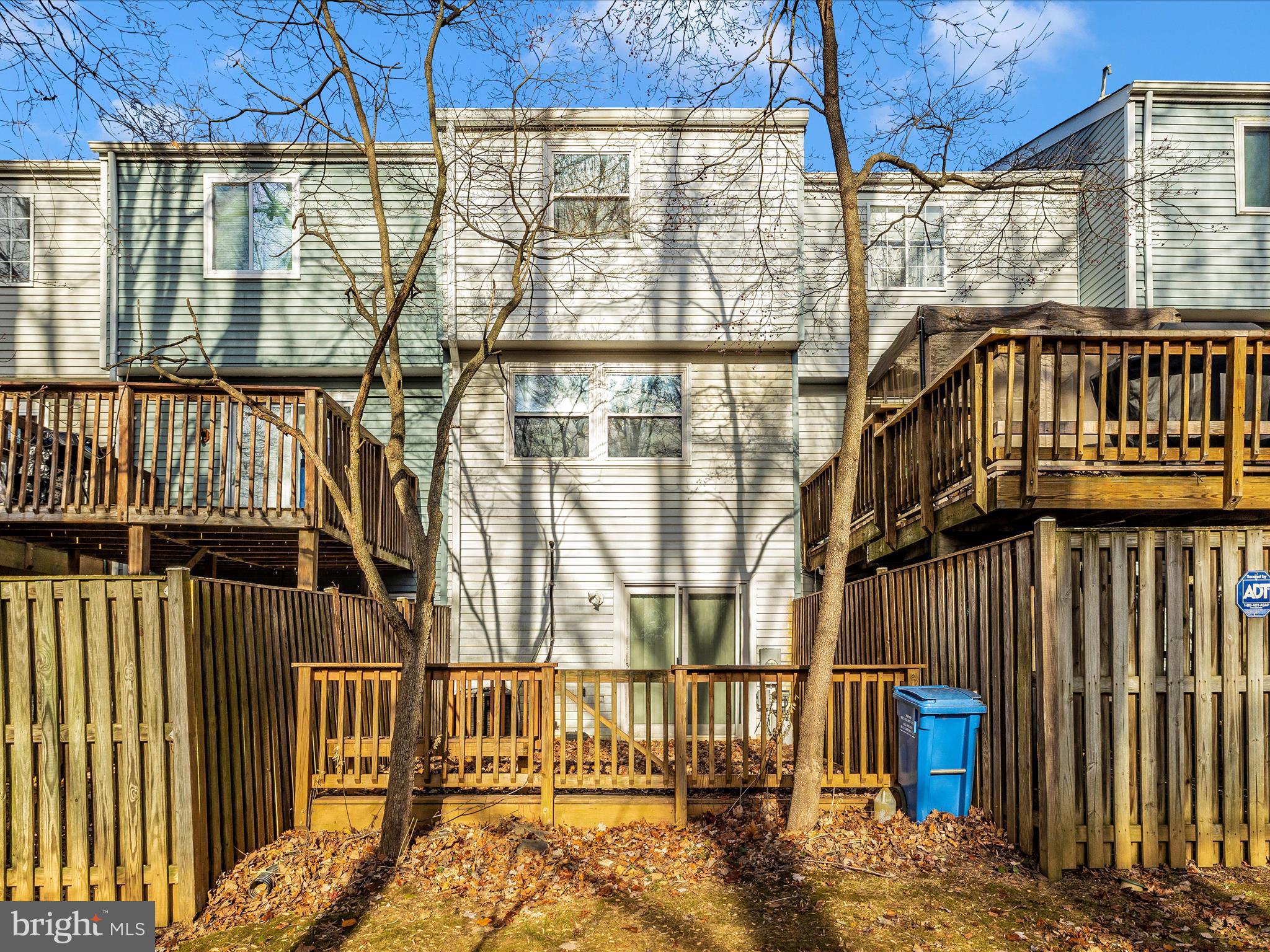 GUNNERS LAKE VILLAGE - Residential