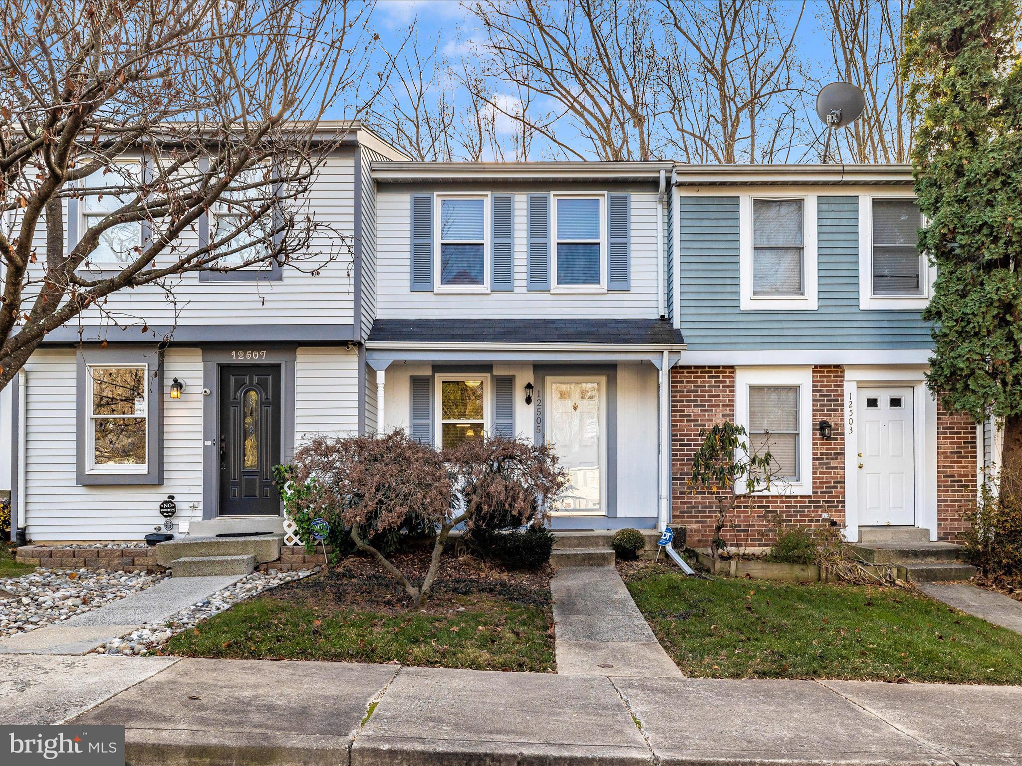 GUNNERS LAKE VILLAGE - Residential