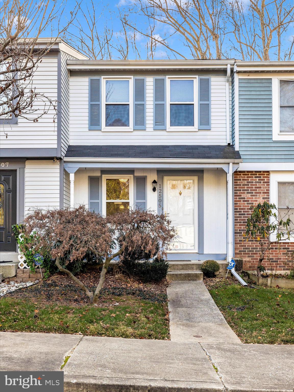 GUNNERS LAKE VILLAGE - Residential