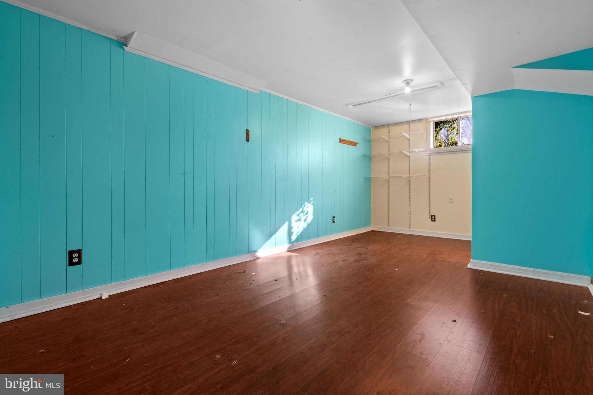 BURKE STATION SQUARE - Residential