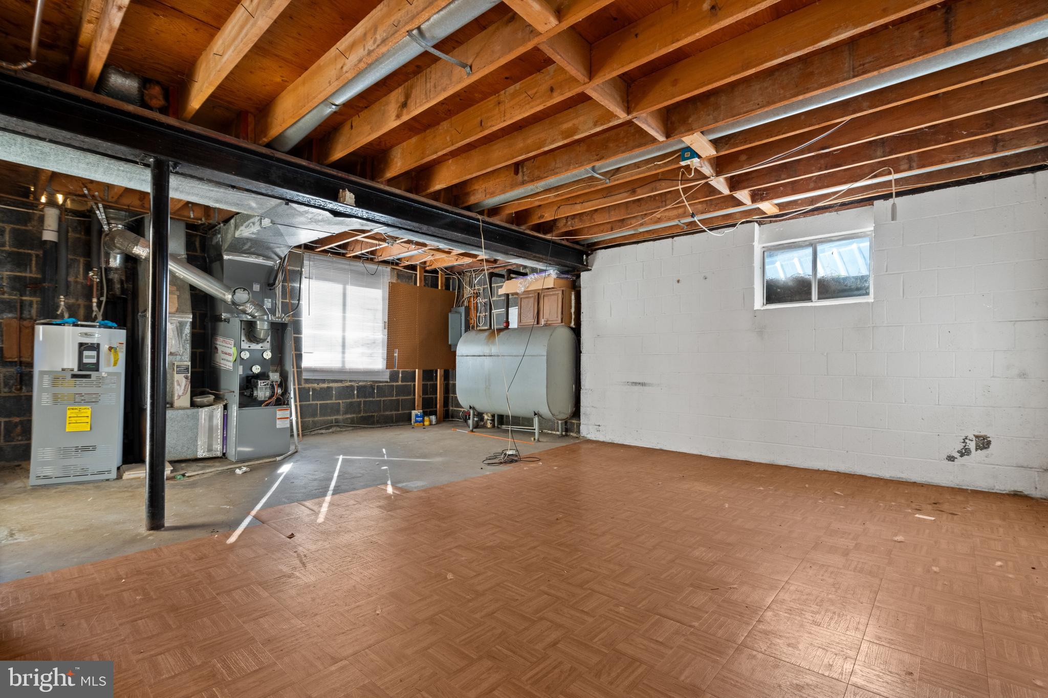 BURKE STATION SQUARE - Residential