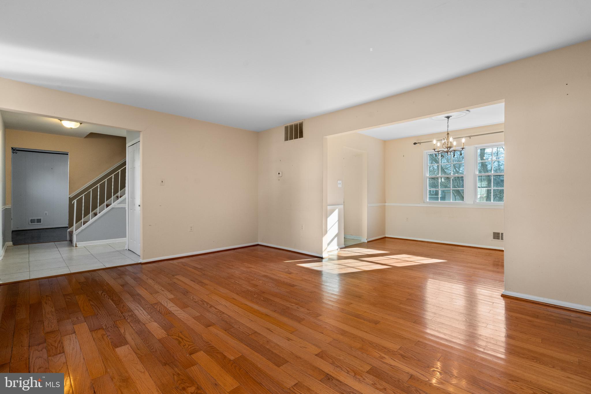 BURKE STATION SQUARE - Residential