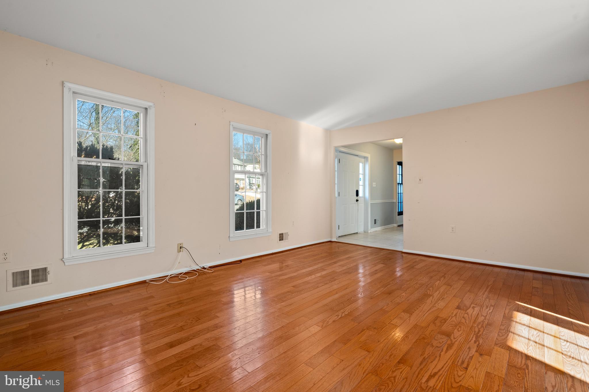 BURKE STATION SQUARE - Residential