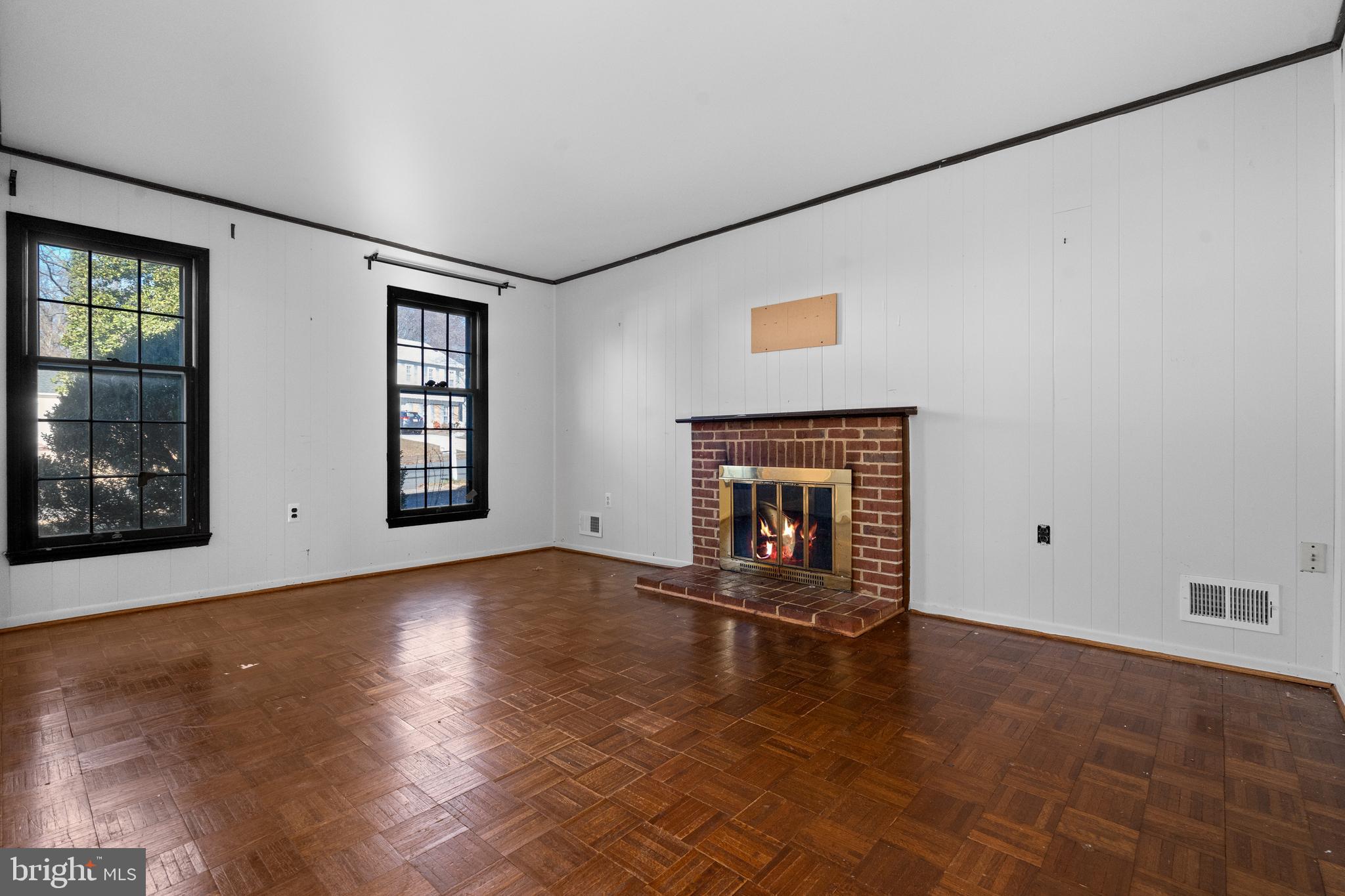 BURKE STATION SQUARE - Residential