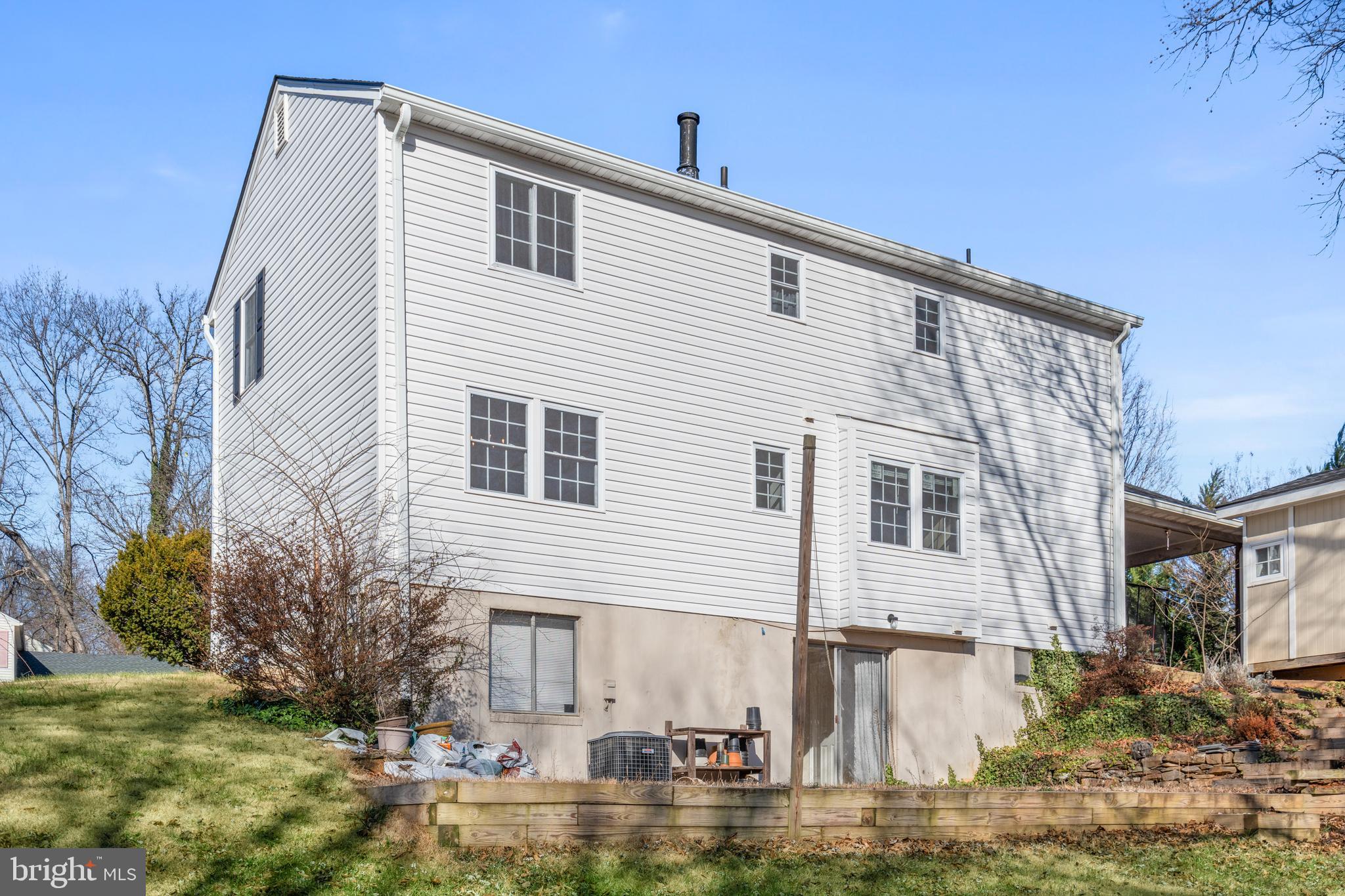 BURKE STATION SQUARE - Residential