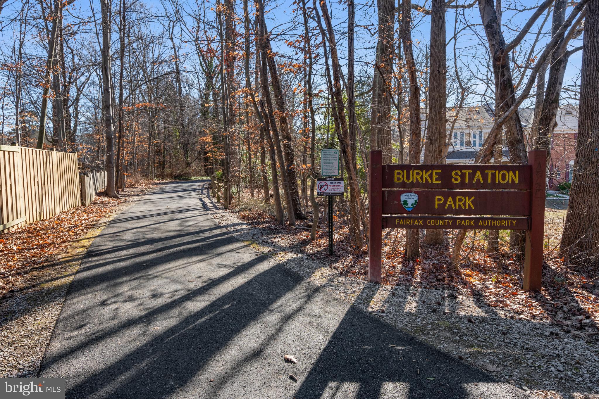 BURKE STATION SQUARE - Residential
