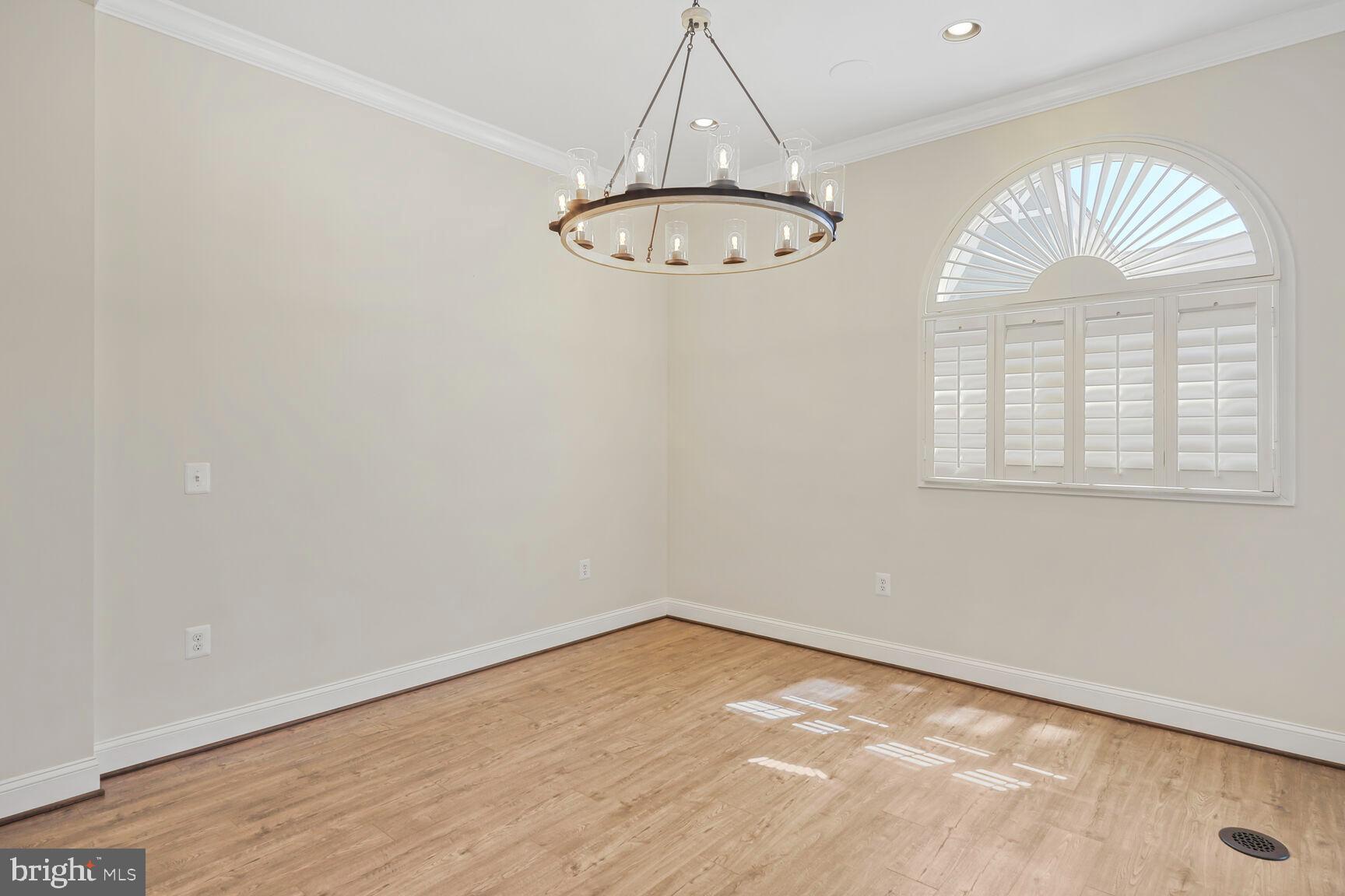 LYON PARK - Residential