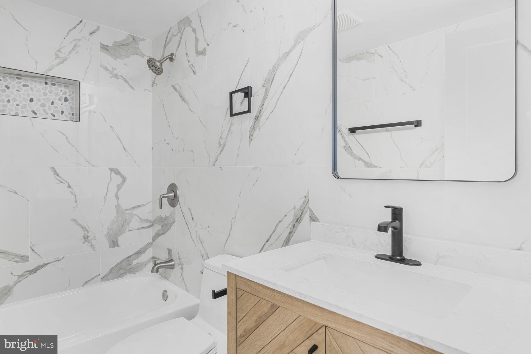 LYON PARK - Residential