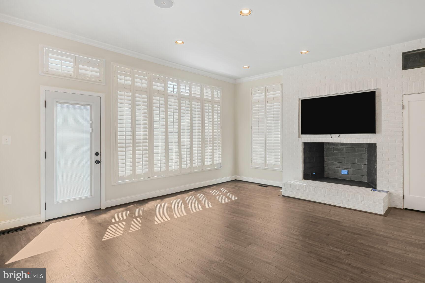 LYON PARK - Residential