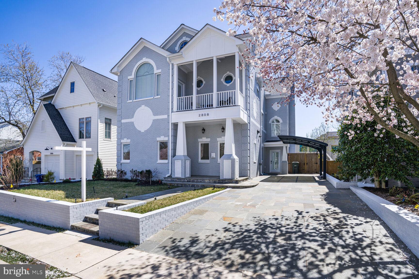 LYON PARK - Residential