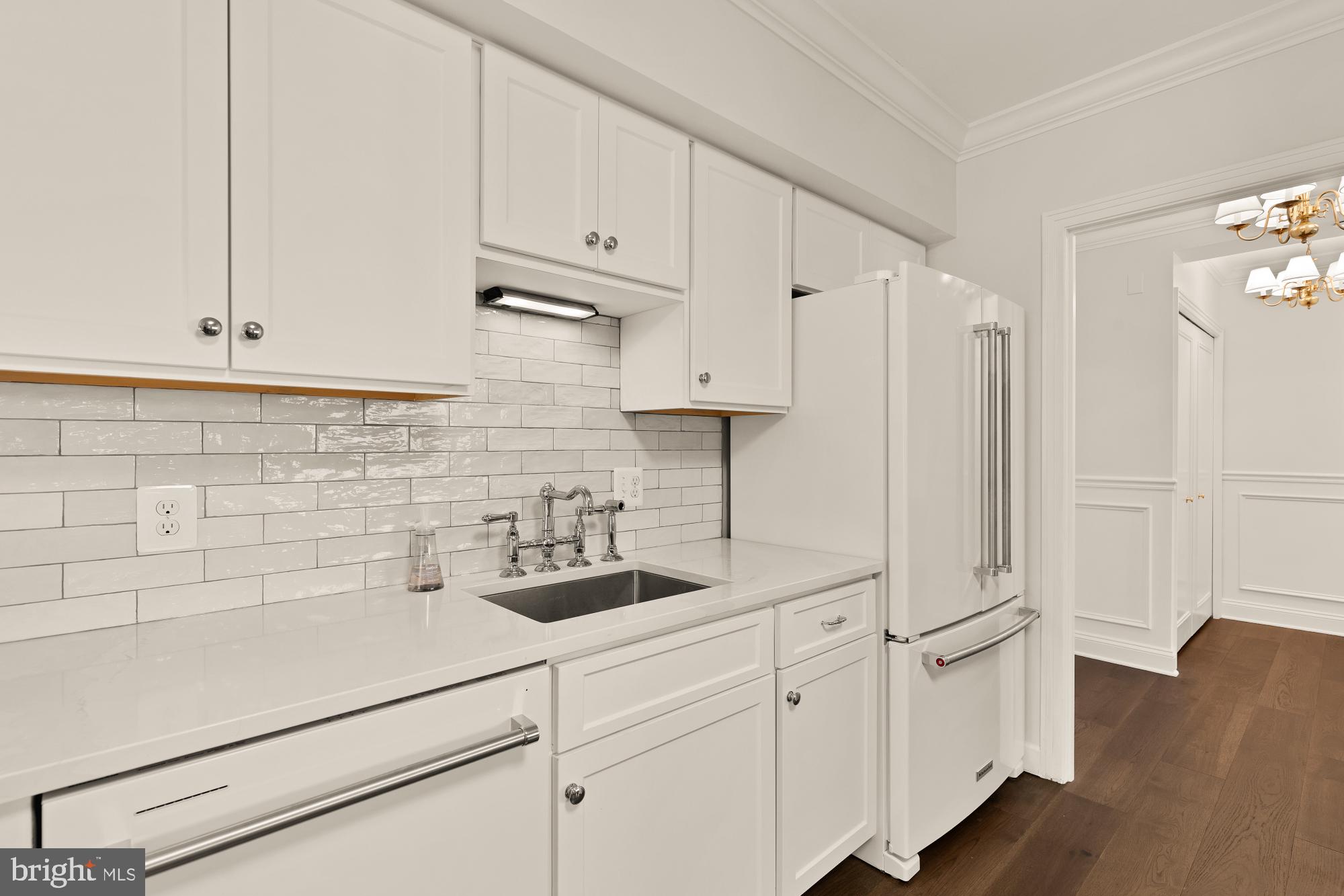 4550 N PARK AVENUE 614