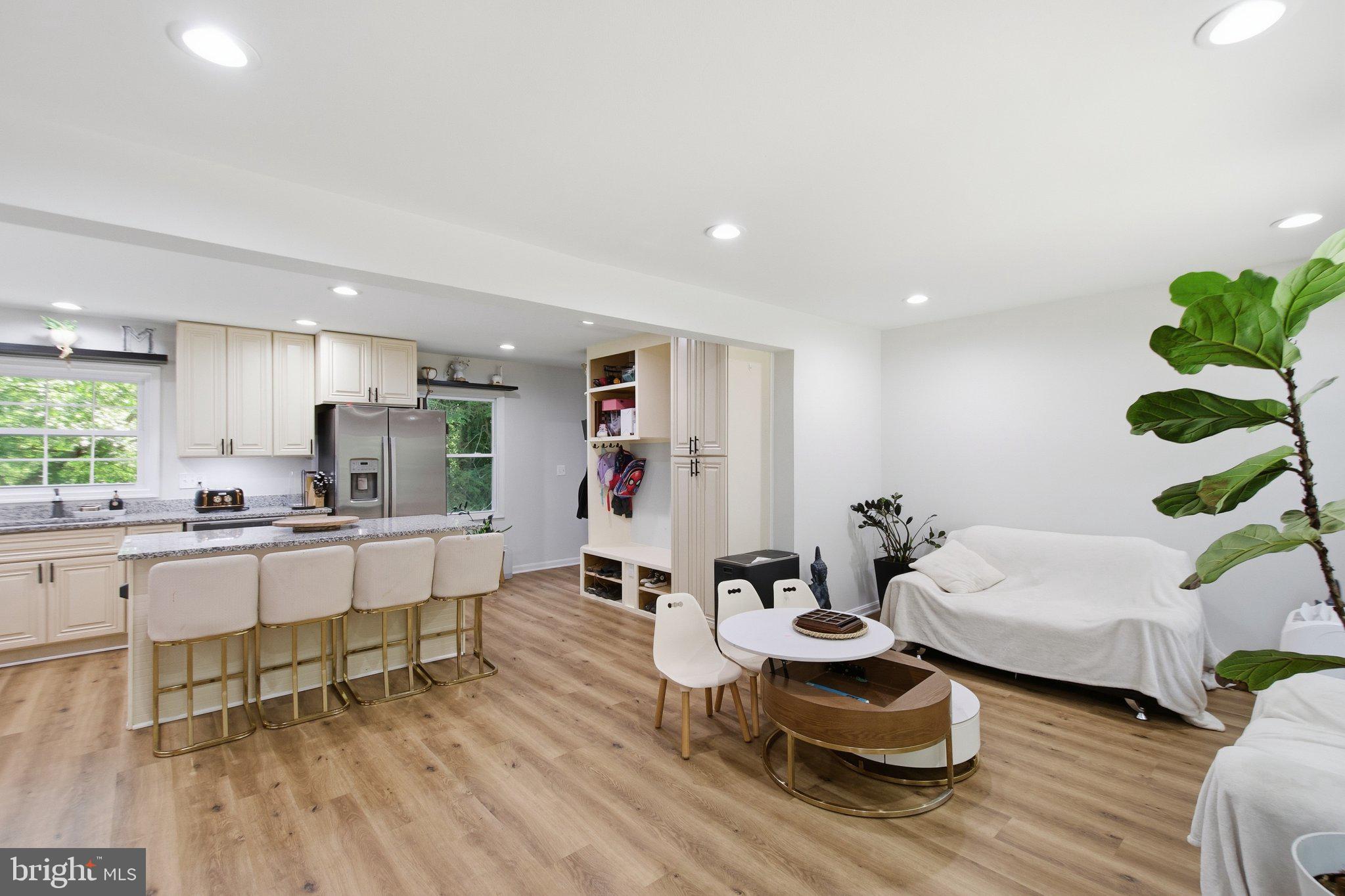 8053 ROCKY LANE