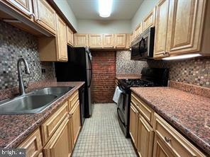 WASHINGTON SQ WEST - Residential