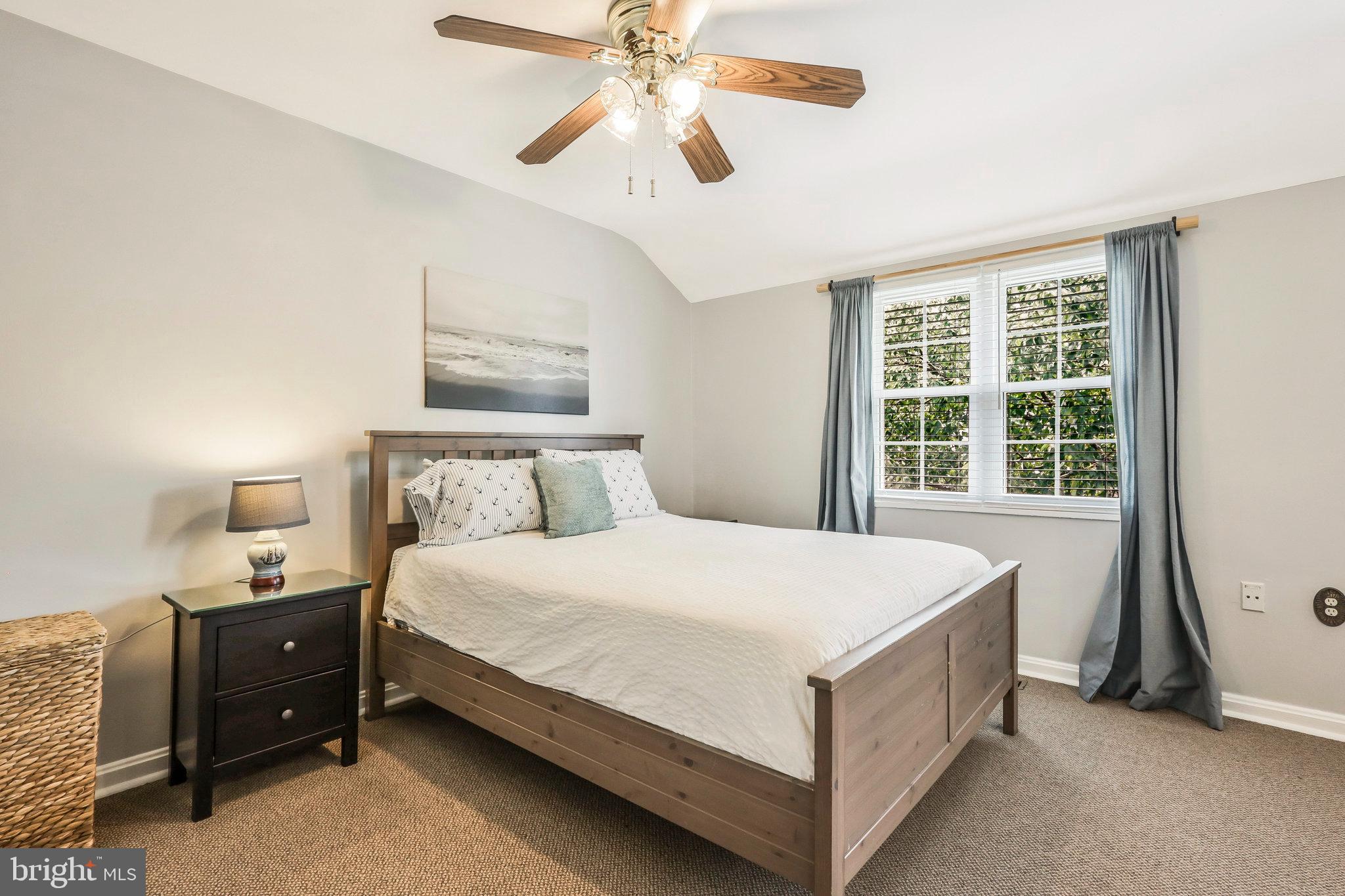 FAIRLINGTON TOWNE - Residential Lease