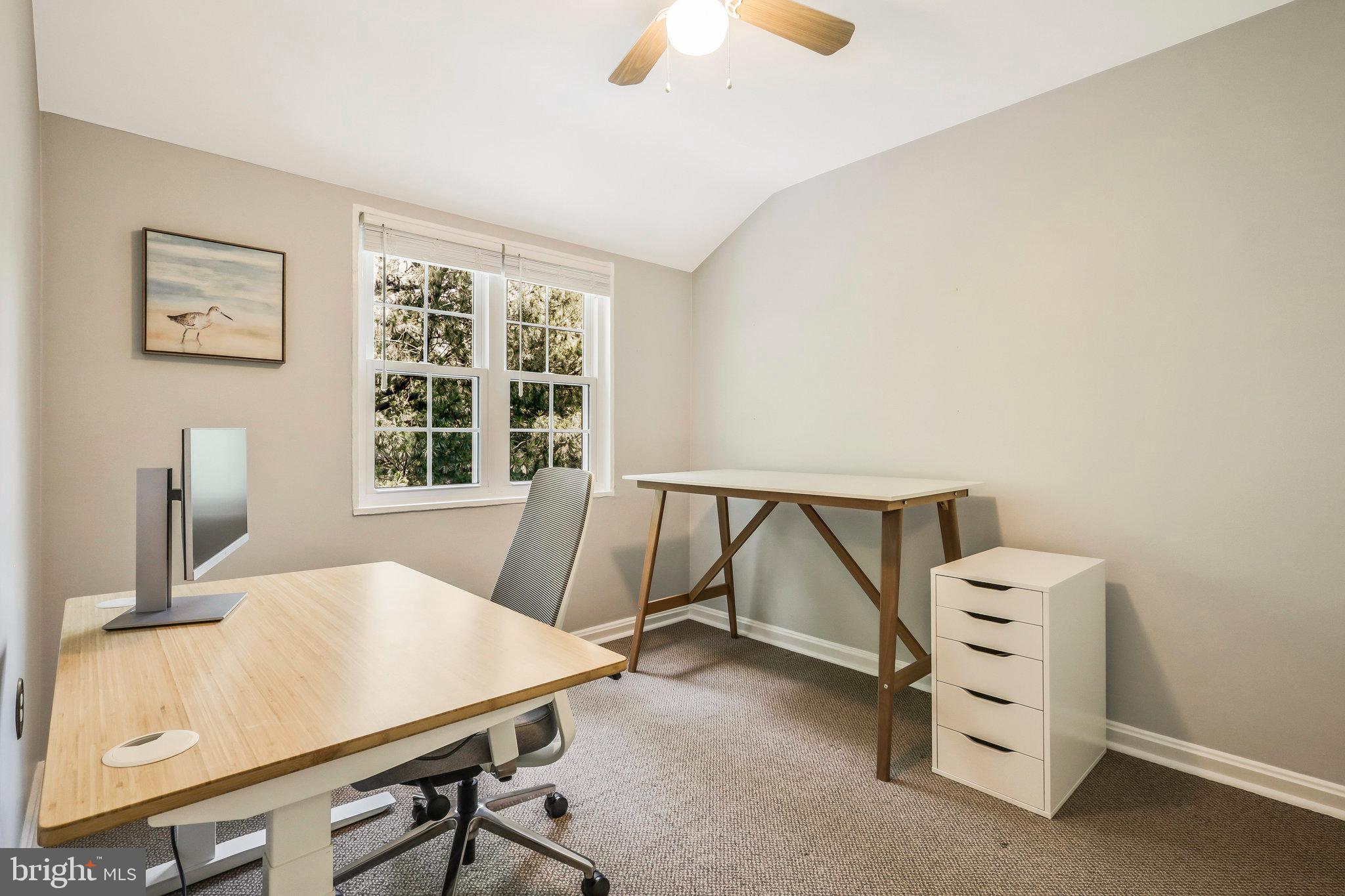 FAIRLINGTON TOWNE - Residential Lease